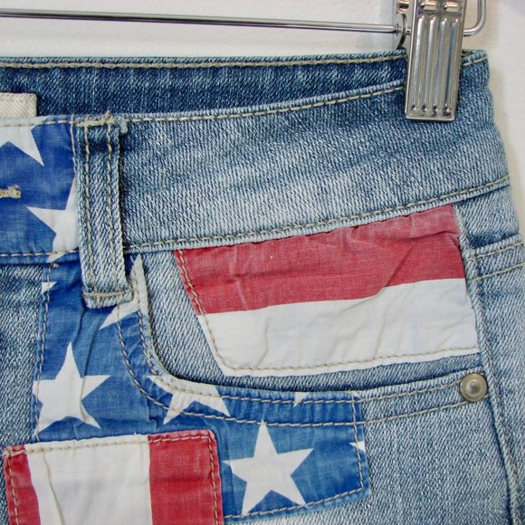Vintage Y2K Denim Jean Shorts Micro Low Rise Stars Frayed Hem LEI Size 1 or 26 - Picture 4 of 13